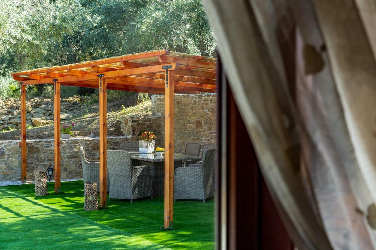 Olive Grove Apartment Skopelos Town Ngoại thất bức ảnh