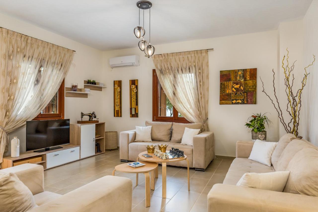 Olive Grove Apartment Skopelos Town Ngoại thất bức ảnh