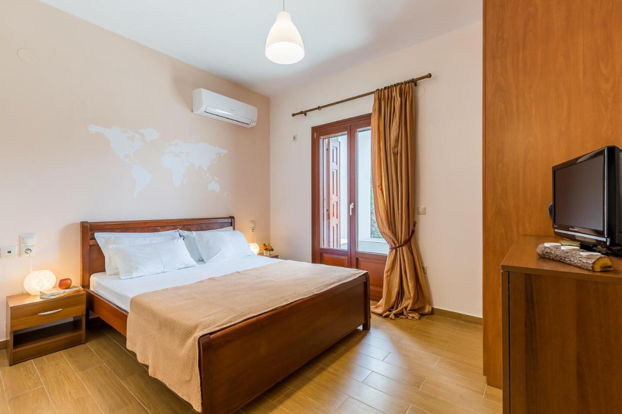 Olive Grove Apartment Skopelos Town Ngoại thất bức ảnh