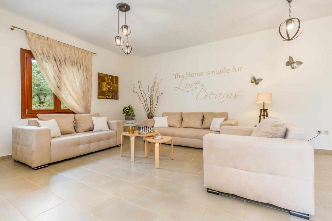 Olive Grove Apartment Skopelos Town Ngoại thất bức ảnh