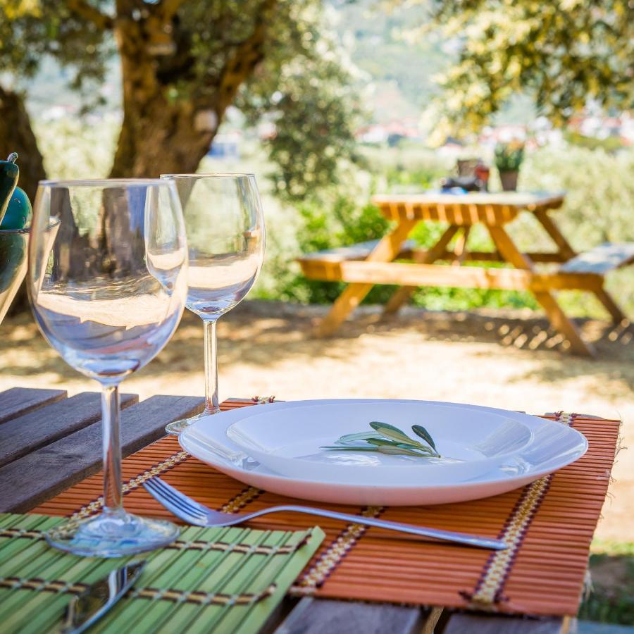 Olive Grove Apartment Skopelos Town Ngoại thất bức ảnh